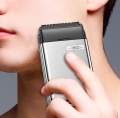 Maszynka bezprzewodowa do golenia CF8 szara USB-C_6.jpg